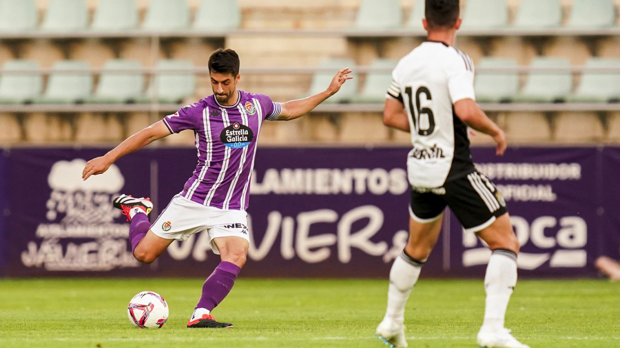 César de la Hoz, primer fichaje de invierno del Real Oviedo