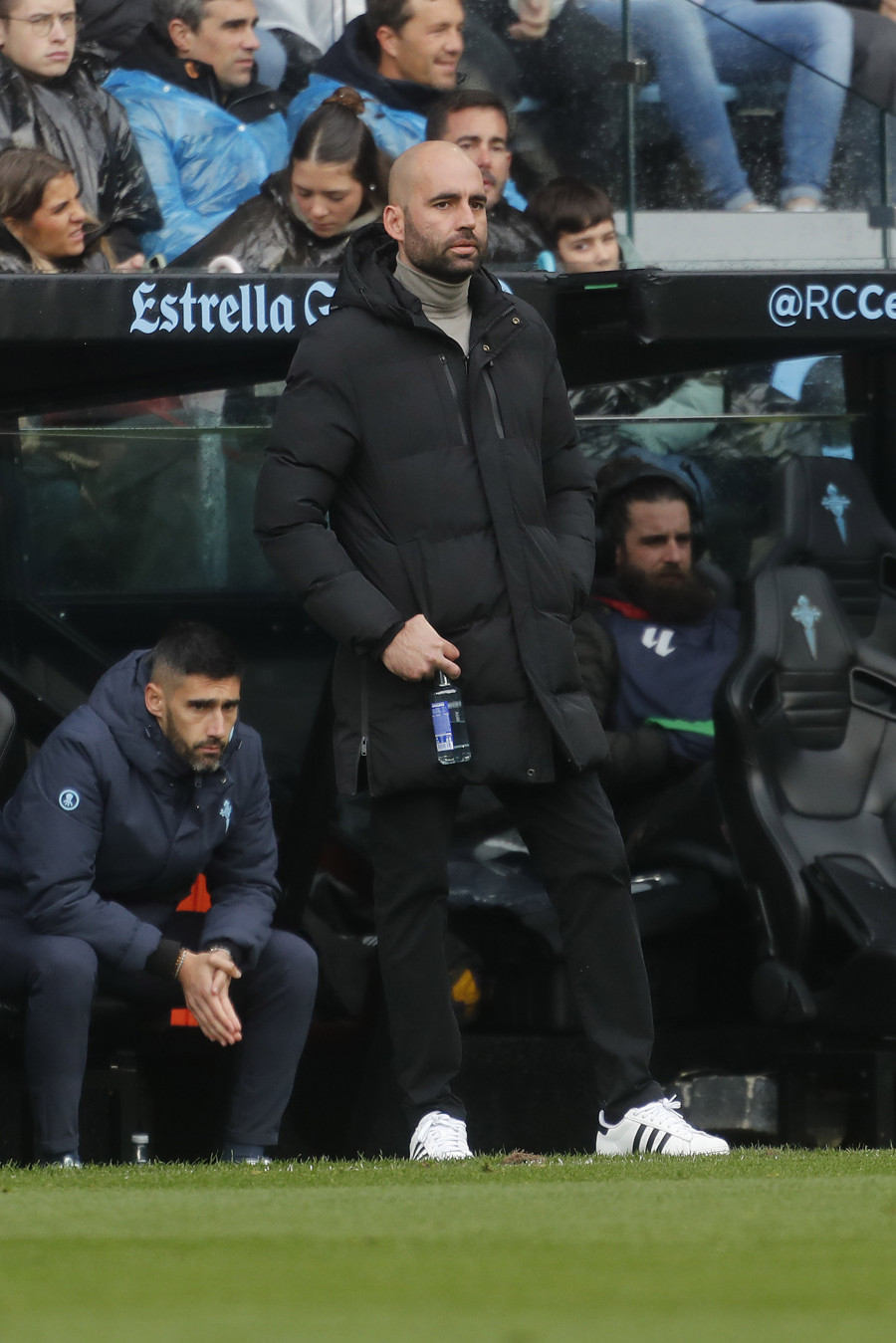 El temporal obliga al Celta a cambiar el avión por el autobús para ir a Vitoria