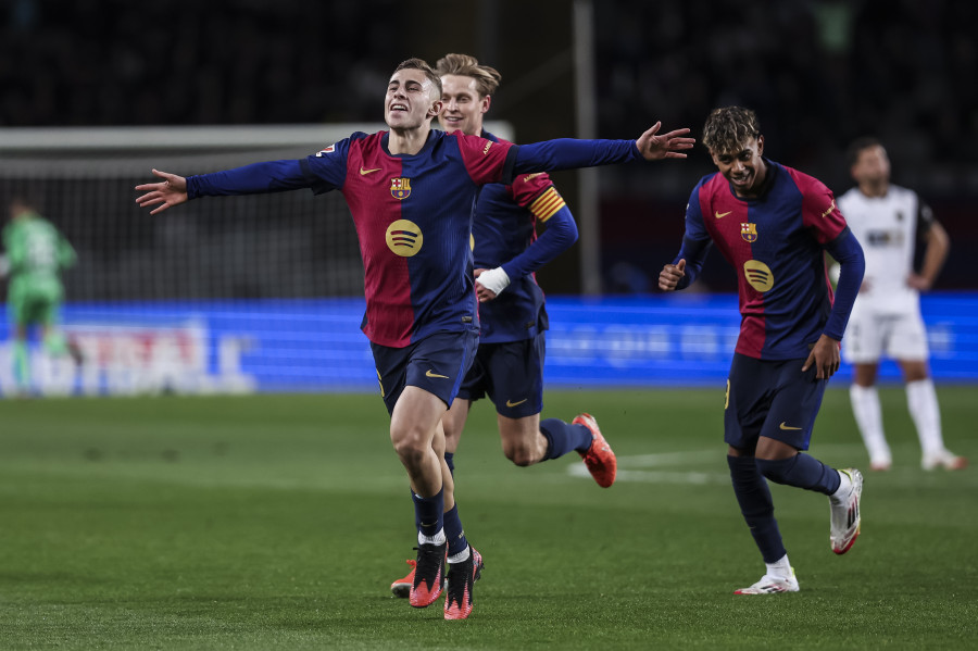 El Barcelona recupera el pulso en LaLiga con una exhibición ante el Valencia (7-1)