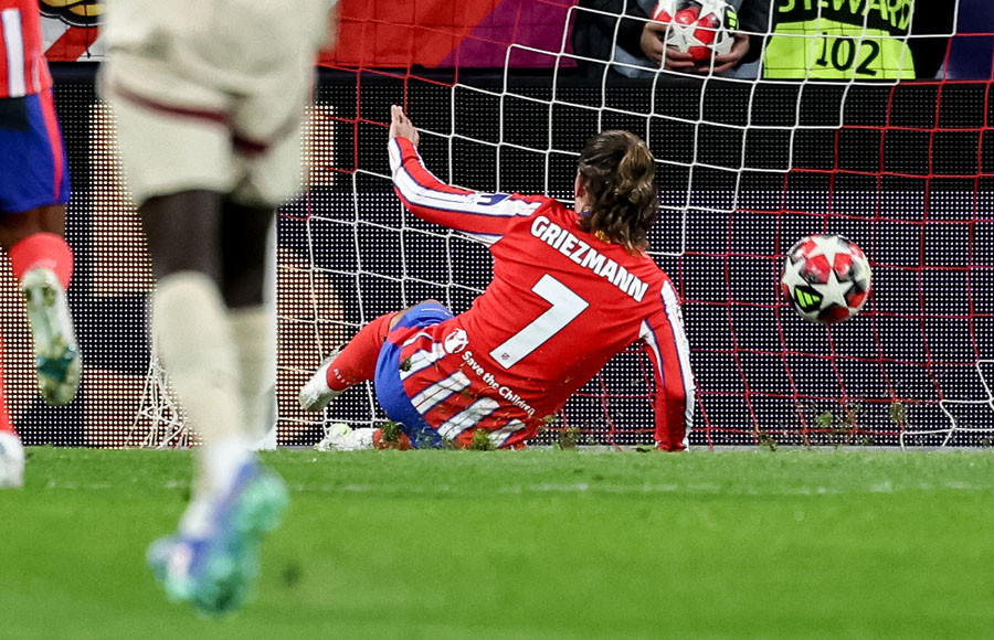 El Atlético iguala la mejor racha de victorias en la 'Champions' de su historia (1-4)