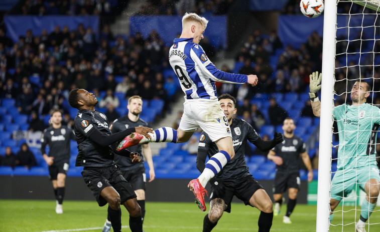 Orri Óskarsson lidera a la Real Sociedad (2-0)