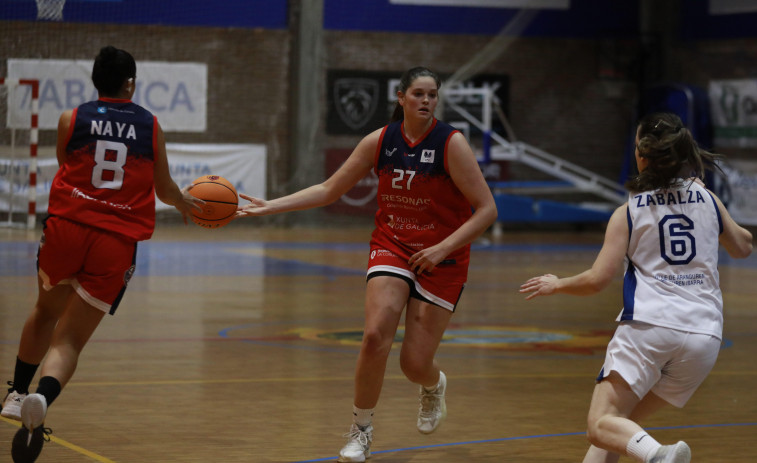 El Maristas Coruña se reengancha al top-4 (64-71)