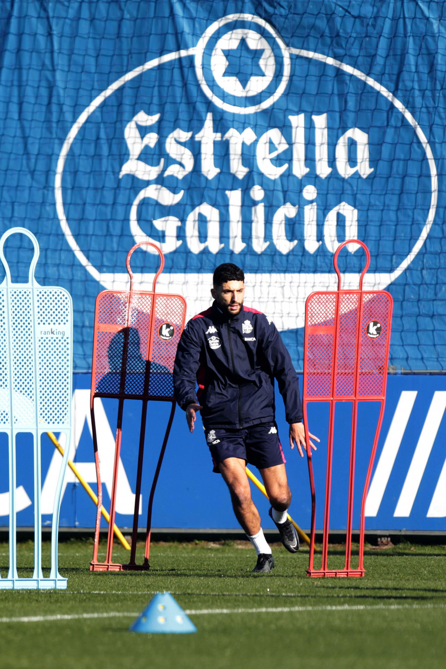 Eddahchouri adelanta a Bouldini como segundo punta