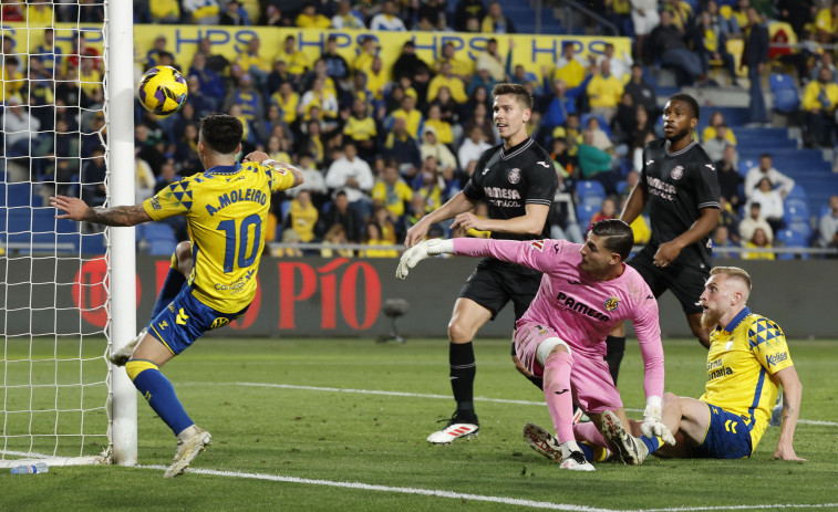 El Villarreal hurga en la herida abierta de Las Palmas (1-2)