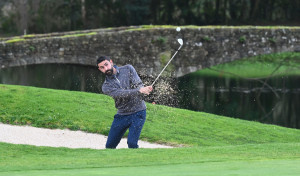 Antón Vázquez, el golfista coruñés que cambió la oficina por el ‘green’