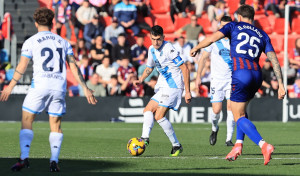 El Eldense baja al Dépor de la nube (2-0)