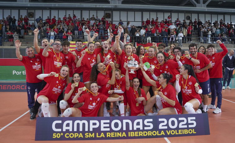 La coruñesa Jimena Gayoso brilla en la final de la Copa de la Reina de voleibol