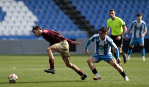 Manu Ferreiro, el juvenil que ya sabe marcar con el Fabril