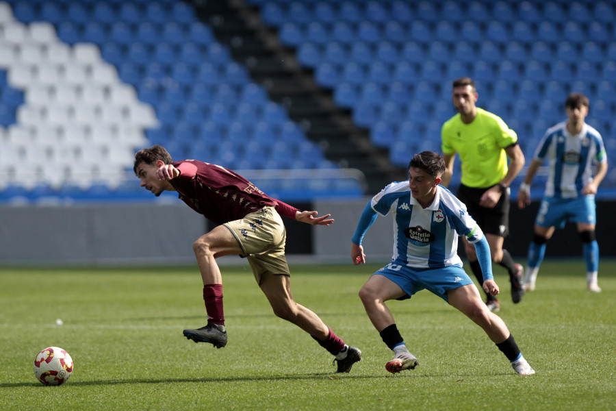 Manu Ferreiro, el juvenil que ya sabe marcar con el Fabril