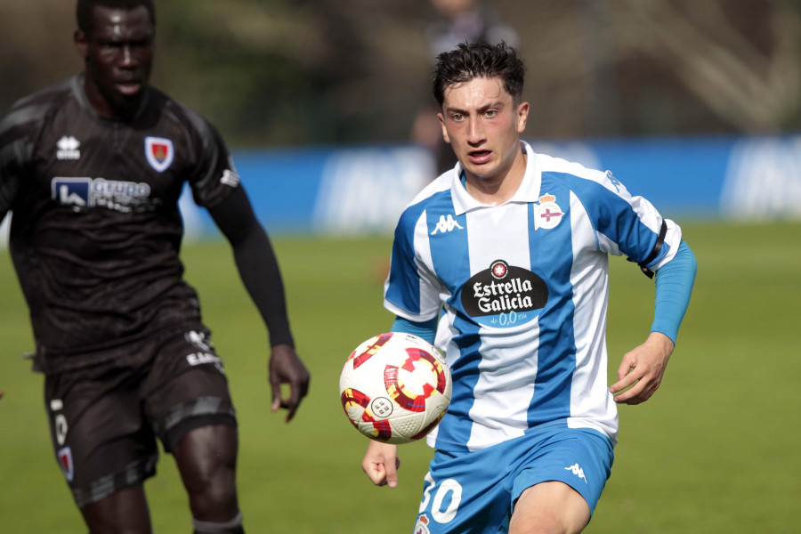 Manu Ferreiro, el último juvenil en marcar con el Fabril