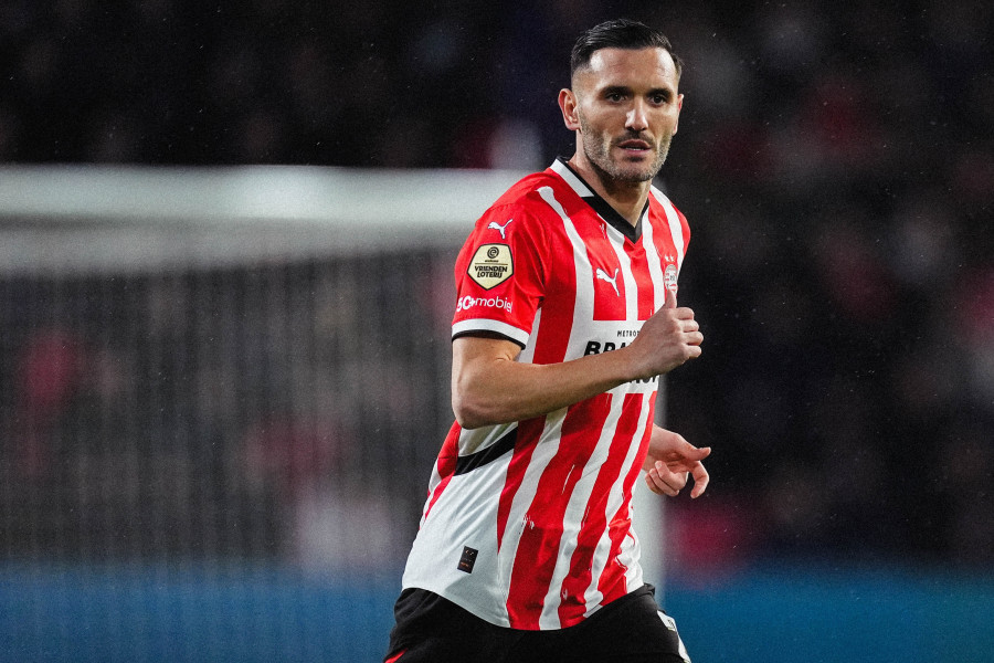 Lucas Pérez se estrena con el PSV cayendo eliminado en la Copa