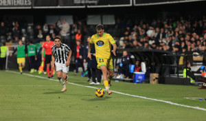 El Deportivo patina en otro tiroteo con el Castellón (2-2)