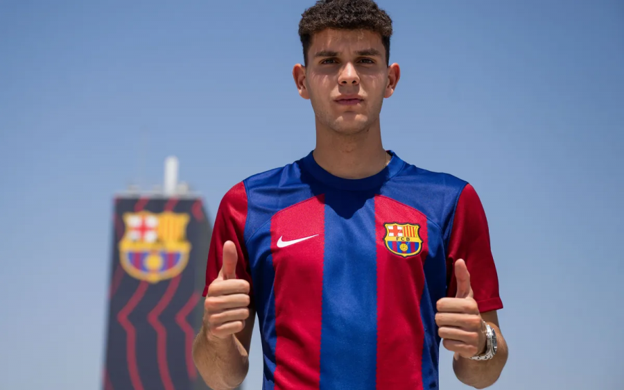 Trilli renueva con el Barça B hasta 2026